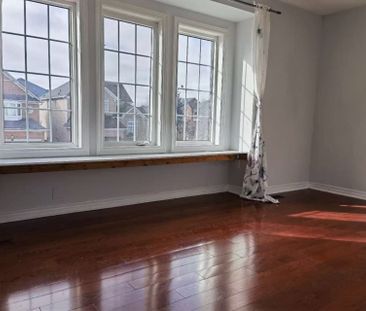 For Lease - 53 Shadow Falls Drive, Richmond Hill, Ontario - Photo 2