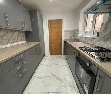 2 bedroom house to rent - Photo 3