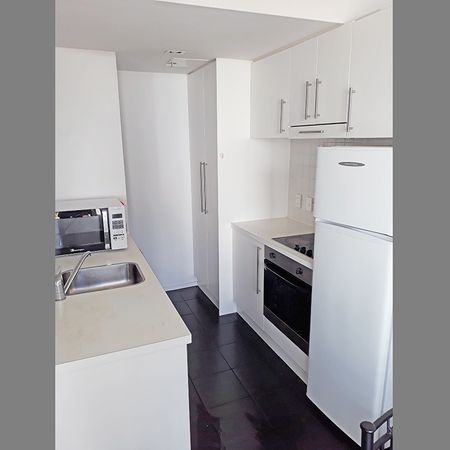 Two Level Apartment in the Heart of the City - Photo 4