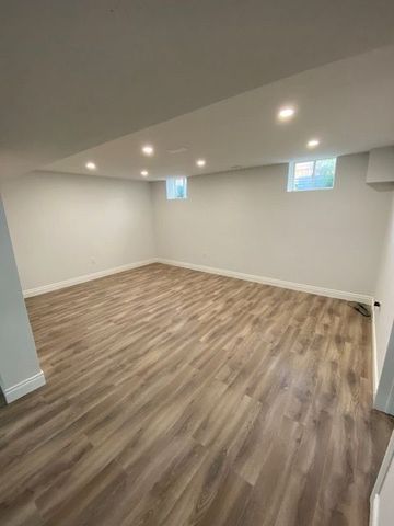 For Lease - 8 Old Cleeve Crescent, Brampton, Ontario - Photo 4