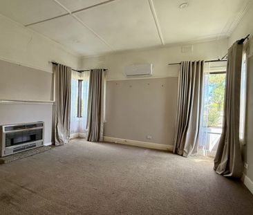 Walking distance to CBD - Photo 1