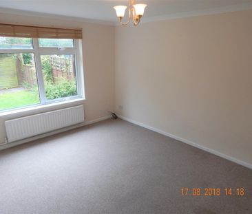 Sandhurst Close, Redditch - Photo 5