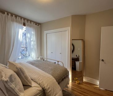 186 Holmwood Avenue - 2 - Photo 2