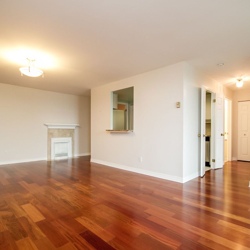 For Lease - 15 Murray Street Unit# 306, Lower Town - Sandy Hill, Ontario - Photo 1