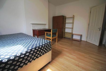 4 bedroom house share to rent - Photo 2