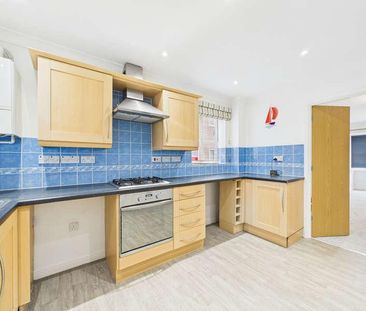 Walker Place, Hamble, SO31 - Photo 5