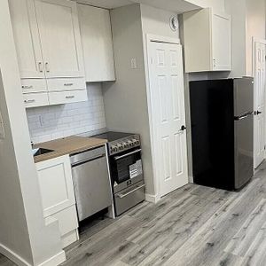 For Lease - 372 Darling Street Unit# 12, Brantford, Ontario - Photo 2