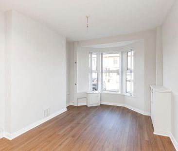 219 Connsbrook Avenue, Belfast, BT4 1JZ - Photo 3