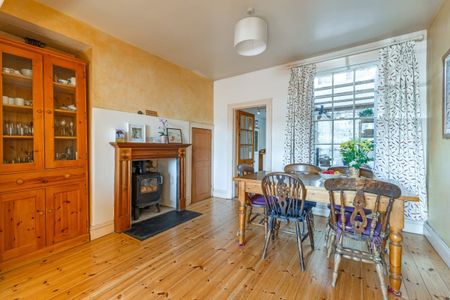 3 bedroom terraced house to rent - Photo 2