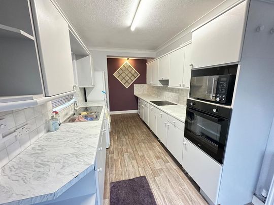 2 bedroom terraced house to rent - Photo 1