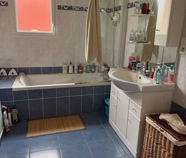 Location Maison 3 pièces 74m² BONCHAMP LES LAVAL 53960 - Photo 4