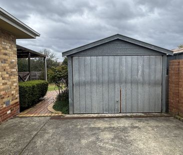 Beautiful Home for a family or couple with Space, Style & Comfort - Photo 4