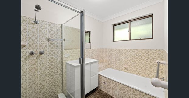 Renovated 2 Bedroom Unit - Move In Ready - Photo 1