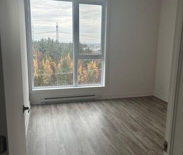 Appartement 4 1/2 à louer tout inclus - Photo 2