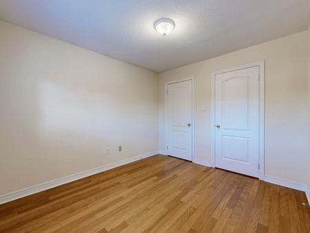 For Lease - 301 Mohawk Road, Oakville, Ontario - Photo 5