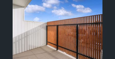 SPACIOUS & MODERN! - Photo 5