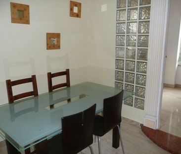 Location Appartement 2 pièces 59m² - Photo 3