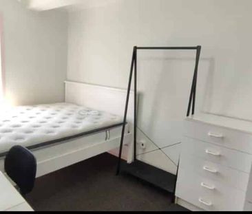 $180-250/room in One property - Photo 2