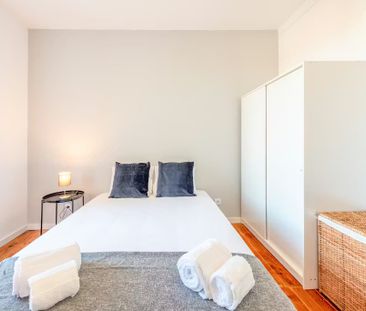 Escadinhas da Saúde, Lisbon, Lisbon 1100-584 - Photo 1