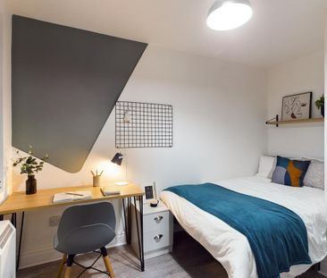 6 bedroom house to rent - Photo 3