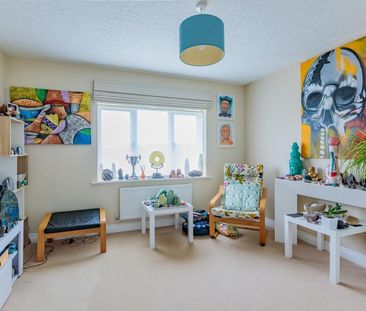 4 bedroom detached house to rent - Photo 3