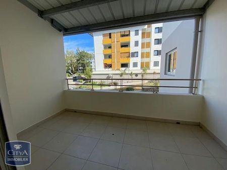 Location Appartement 1 pièce 31m² LE TAMPON 97430 - Photo 5