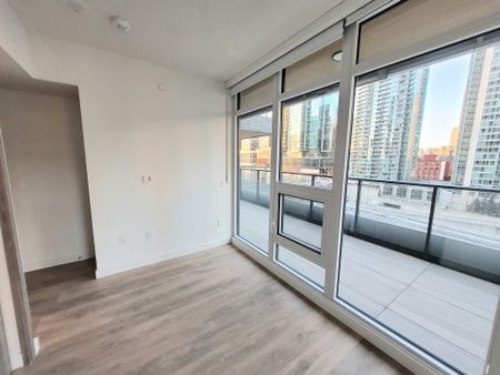 For Lease - 1 Concord Cityplace Way Unit# 703, Toronto, Ontario - Photo 5