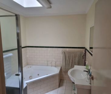 Doncaster East - Photo 1