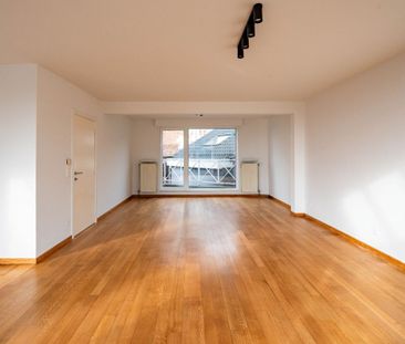Duplex te huur in Antwerpen voor € 1.500 met 3 slaapkamers - Photo 1