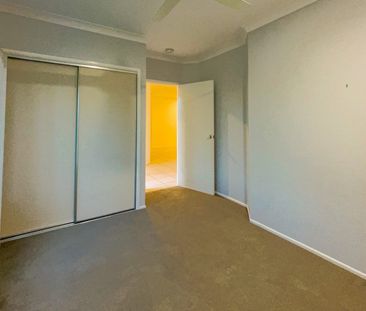 Available April | Extra Parking & Two Sheds | No Rear Neighbours - Photo 2