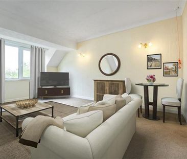 1 bedroom retirement property to rent - Photo 4