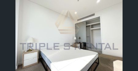 FURNISHED ONE BEDROOM ONE BATHROOM APARTMENT WITH PARKING SPACE! - Photo 3
