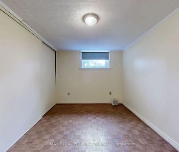 Property For Lease | N9299649 - Photo 4