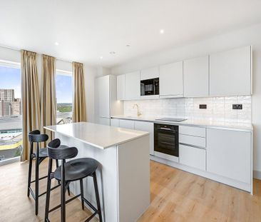 3 bedroom apartment to rent - Photo 2