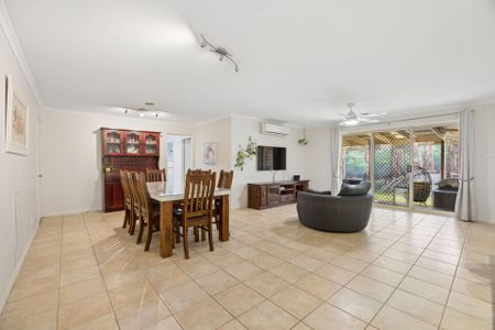 9 Macademia Close, Jerrabomberra - Photo 2