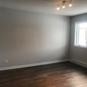 4 1/2 à louer (Bromptonville) - Photo 2