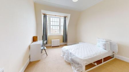 5 bedroom flat to rent - Photo 5