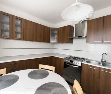 Mieszkanie 80m2 na piętrze w domu - Zdjęcie 6