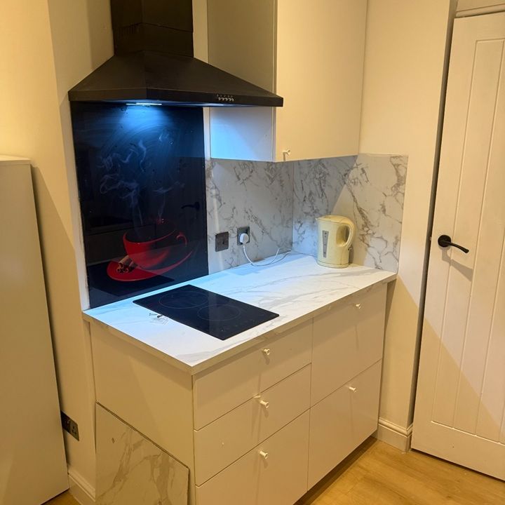 Studio Flat, Knights Hill, SE27 - Photo 1