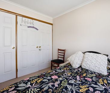 A Charming Unit in a Premium Riverside Pocket - Photo 6