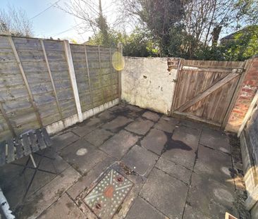 2 bedroom to let - Photo 6