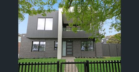 Modern Luxury with a Contemporary Twist — A Two-Bedroom Gem in Spring Street - Photo 4