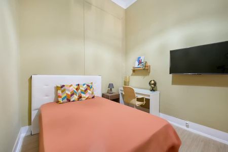 Largo Vitorino Damásio, Lisbon, Lisbon 1200-872 - Photo 4