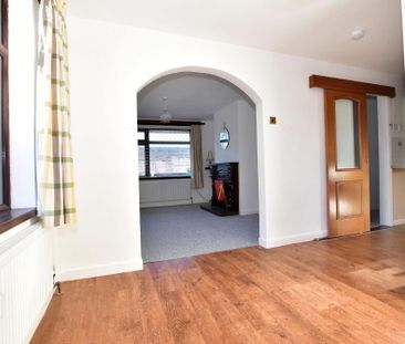 2a Circular Road, Newtownards, BT23 4BN - Photo 2