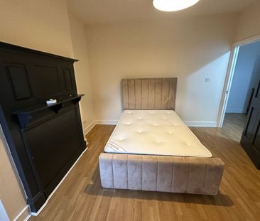 3 Bed Flat, Ealing Park Mansions, W5 - Photo 6