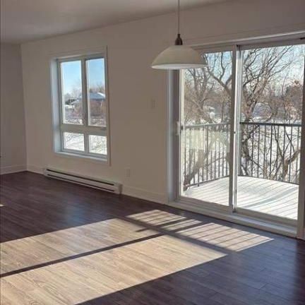 4 1/2 À LOUER - SAINT-JACQUES - APPARTEMENT À LOUER - Photo 1