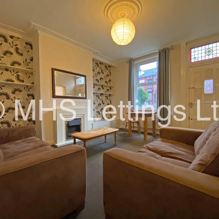 7 Martin Terrace, Leeds, LS4 2JY - Photo 1