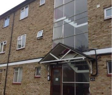 1 bed Apartment - To Let - Photo 3