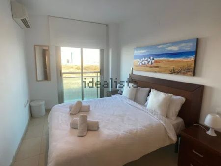 Alquiler de piso en Calle a - Photo 2