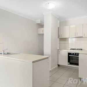 Great - One Bedroom Unit - Photo 2